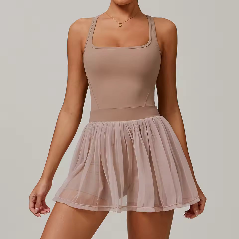 New Yoga Fake Two Piece Gym Sports Suit Sexy Women's Anti-Reflective Suit Outdoor Running FitnessTennis Skirt Clowns TrainingSet